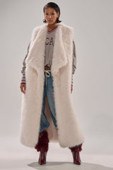 DOWN TIME FAUX FUR VEST IN IVORY