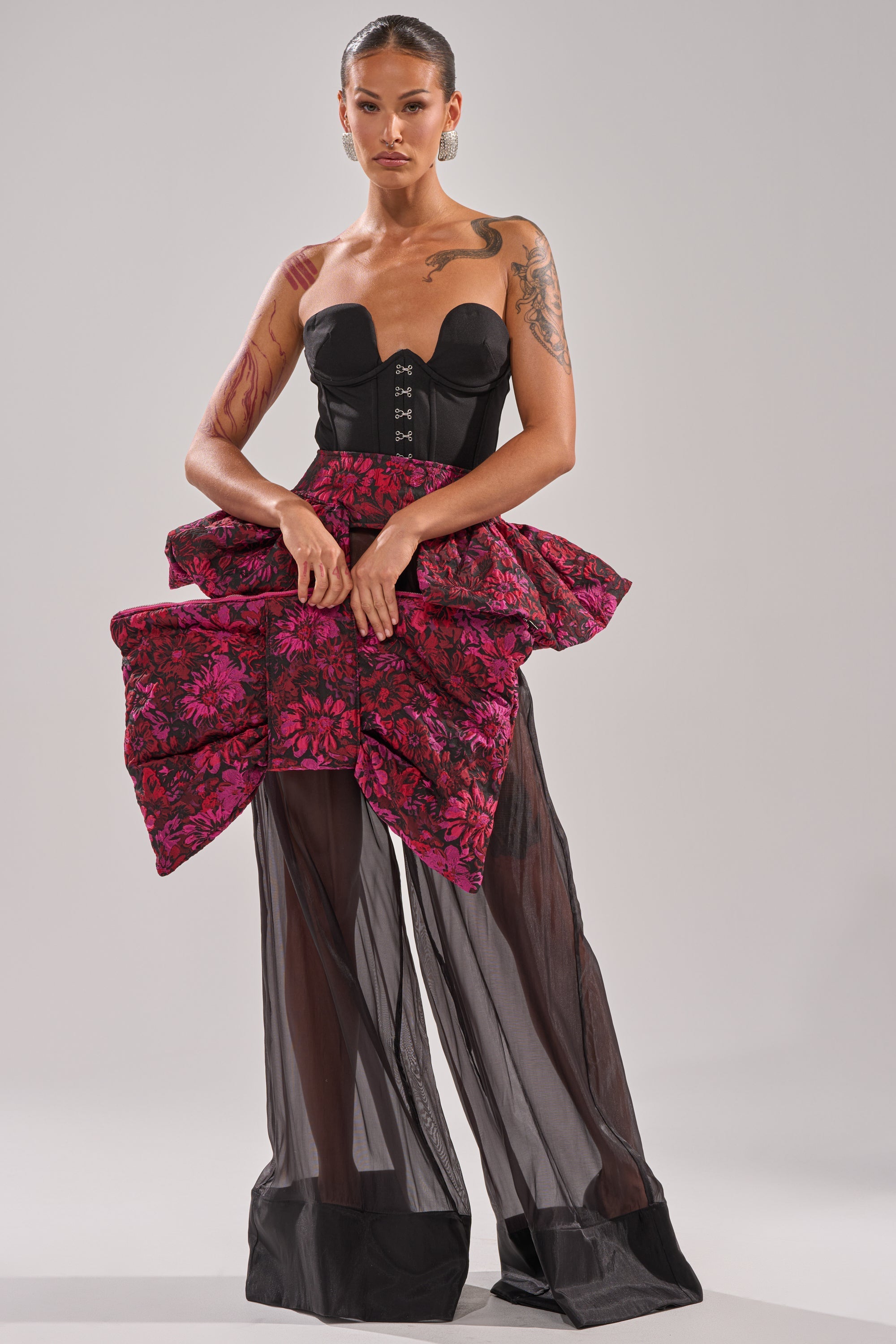 NIGHTLY FLORAL PEPLUM BELT