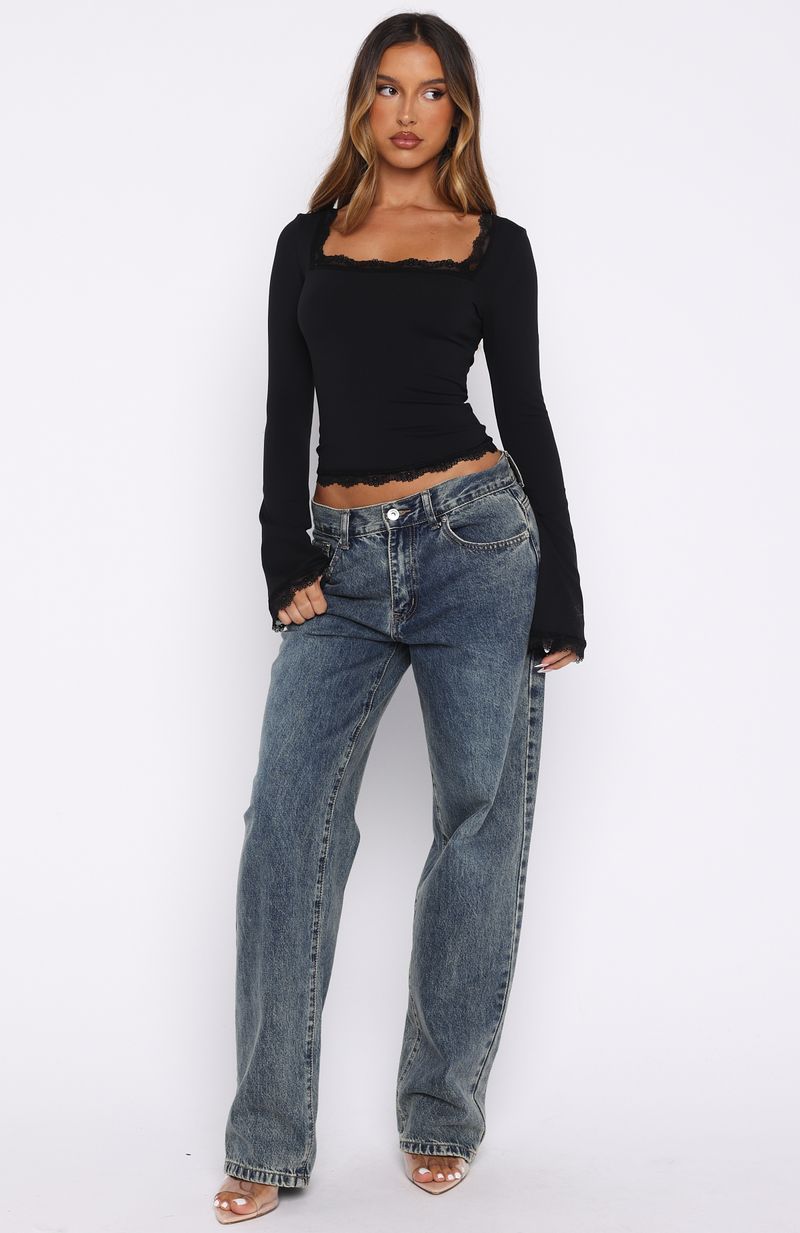 Queen Of Hearts Long Sleeve Lace Trimmed Top Black