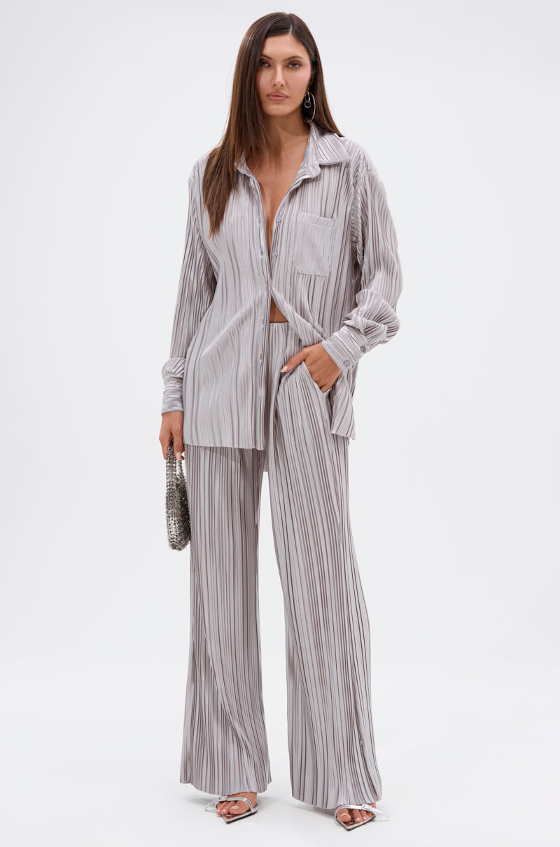 ALIA SLINKY BUTTON DOWN