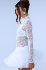EVERYDAY MOCK NECK LACE BODYSUIT IN WHITE
