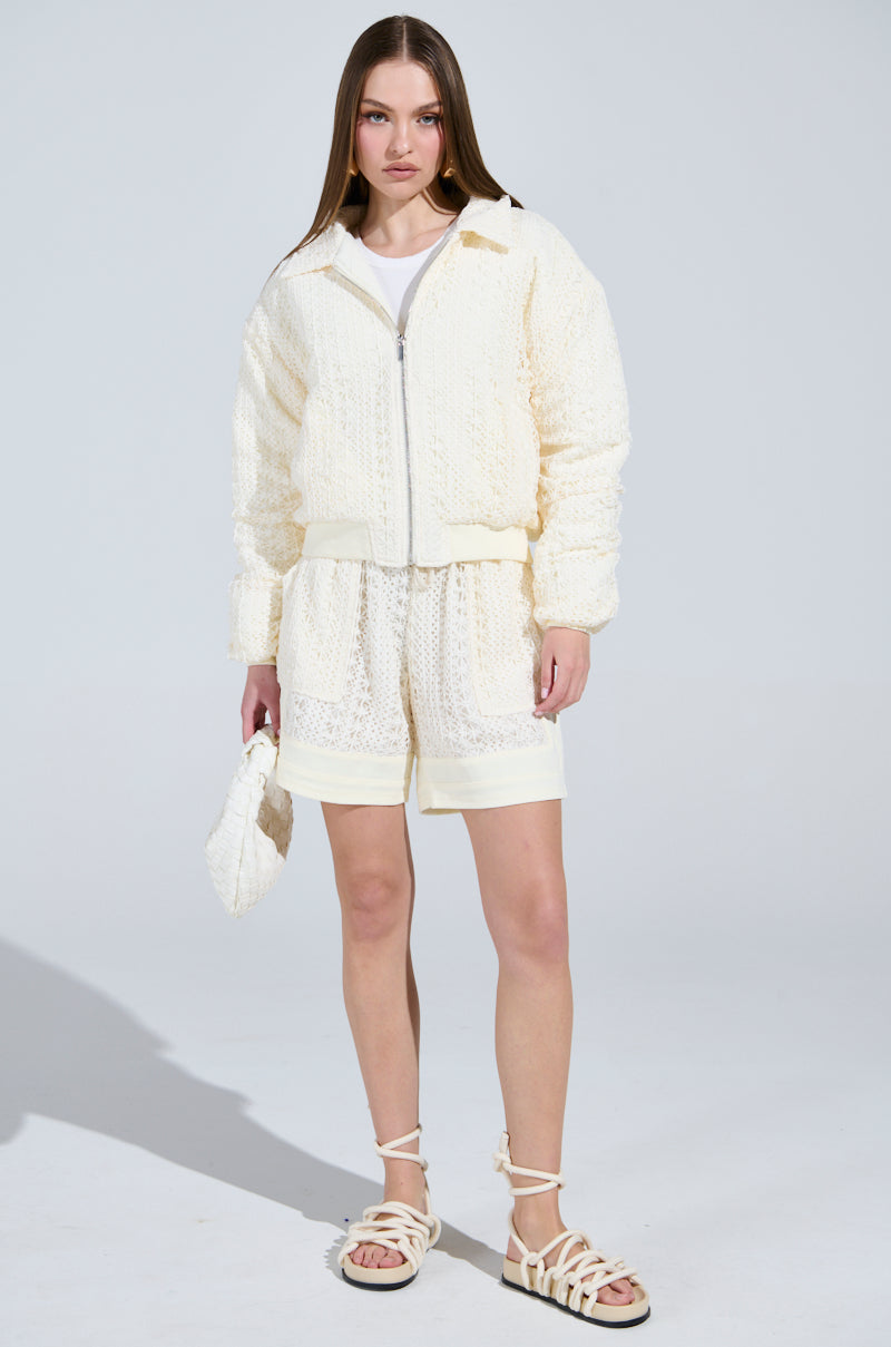 BROOKLYN CROCHET BERMUDA SHORTS