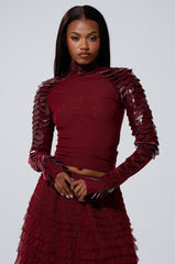 VELMA VINYL SCALE TOP IN BURGUNDY