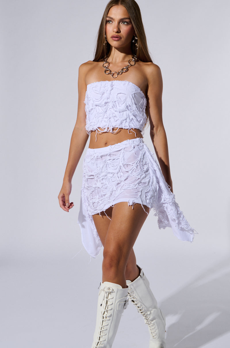 QUEEN OF LOVE DISTRESSED BRALETTE TOP IN WHITE