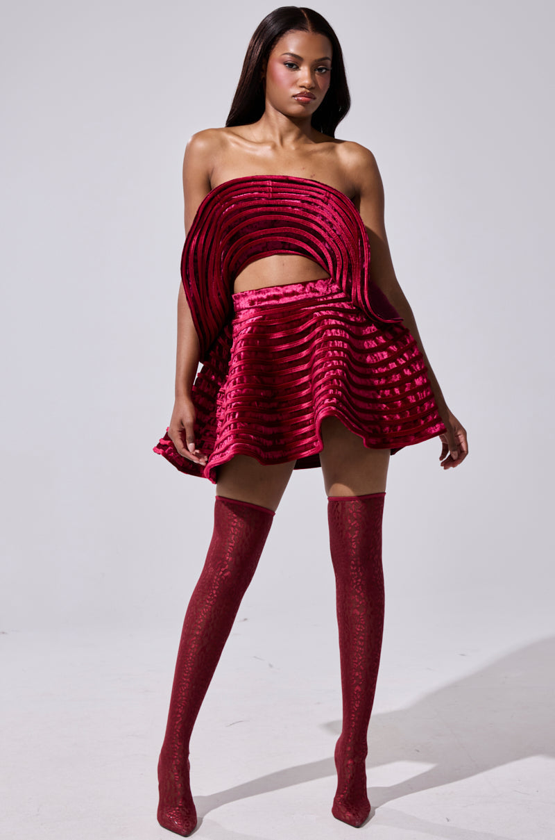 STAR OF THE SHOW VELVET MINI SKIRT