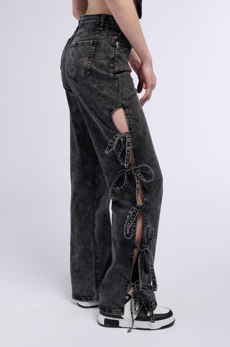 ACID WASH TIE UP SIDES STRAIGHT LEG JEAN