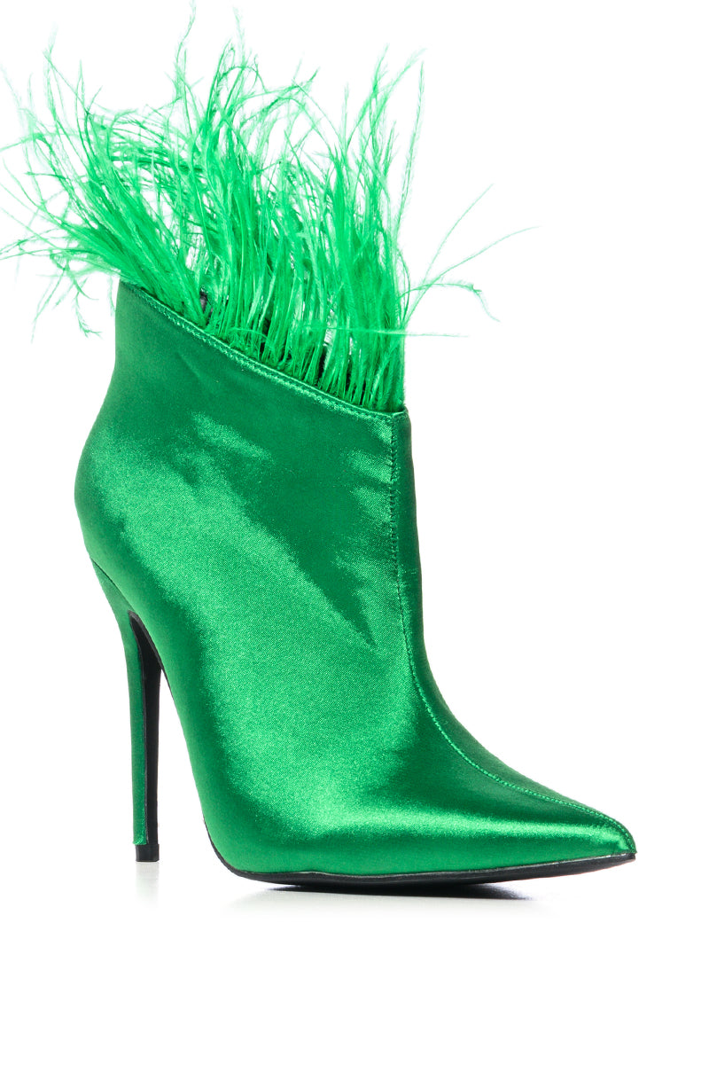 AZALEA WANG KAYLYNN FEATHER BOOTIE IN GREEN