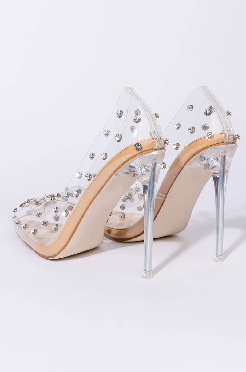 AZALEA WANG KEEP ON MOVIN STILETTO PUMP IN NUDE