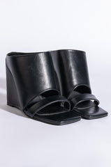 AZALEA WANG JOCELYN SQUARE TOE WEDGE SANDAL IN BLACK