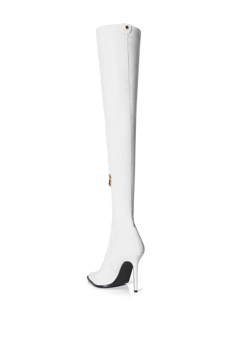 AZALEA WANG MILEY THIGH HIGH STRETCH CHUNKY BOOT IN WHITE