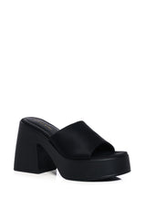 AZALEA WANG MILTON CLOG SANDAL IN BLACK