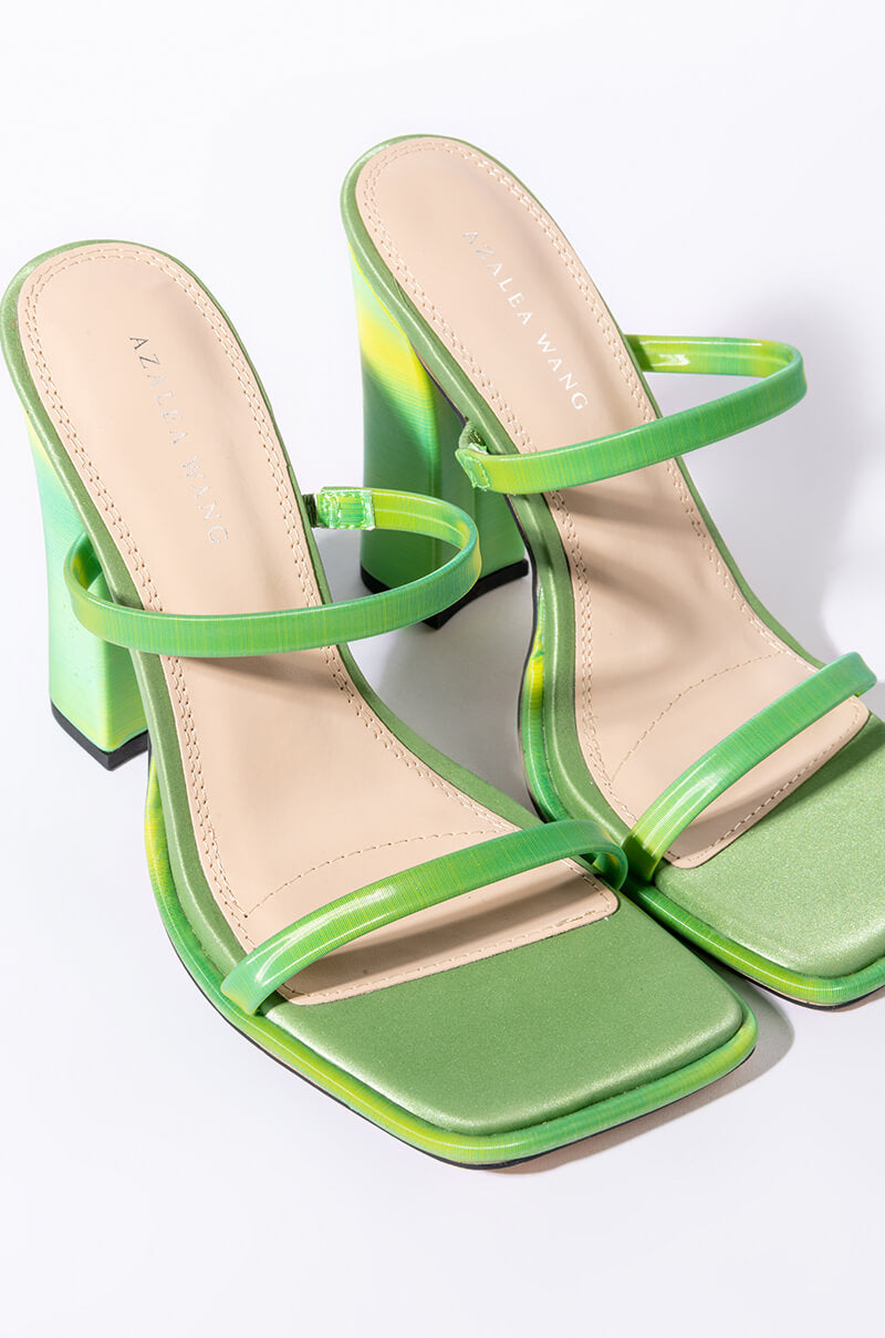 AZALEA WANG MOVING ON CHUNKY SANDAL IN GREEN