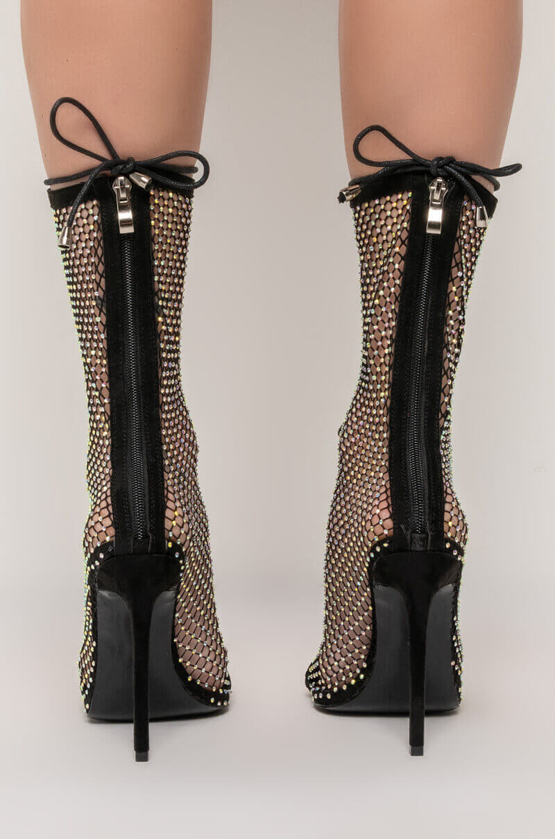 AZALEA WANG OUT TO PLAY STILETTO BOOTIE IN BLACK