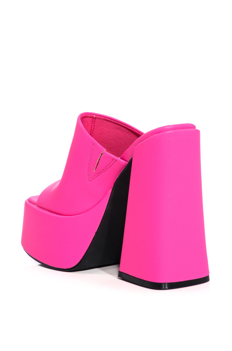 AZALEA WANG SHEBA CHUNKY MULE IN PINK