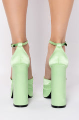 AZALEA WANG TALK ABOUT IT CHUNKY SANDAL IN GREEN