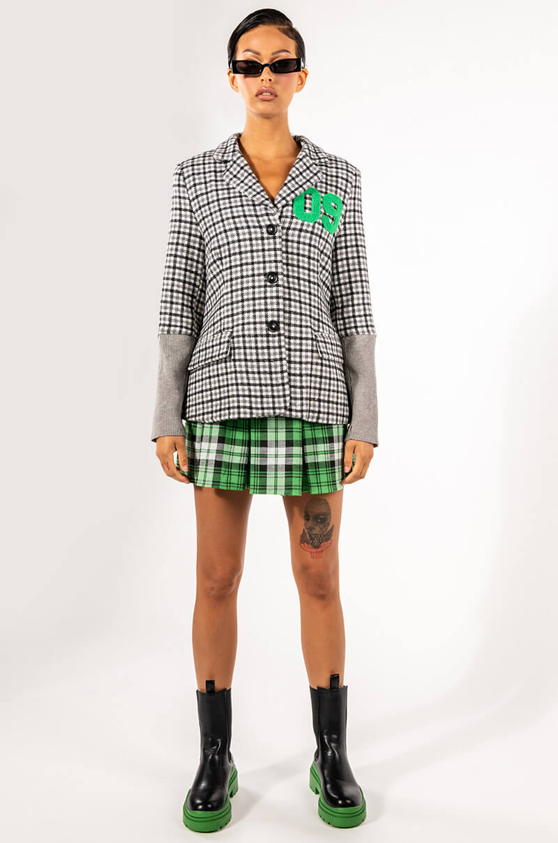 COLLEGIATE BACK TO SCHOOL PLAID BLAZER WITH THUMB HOLES