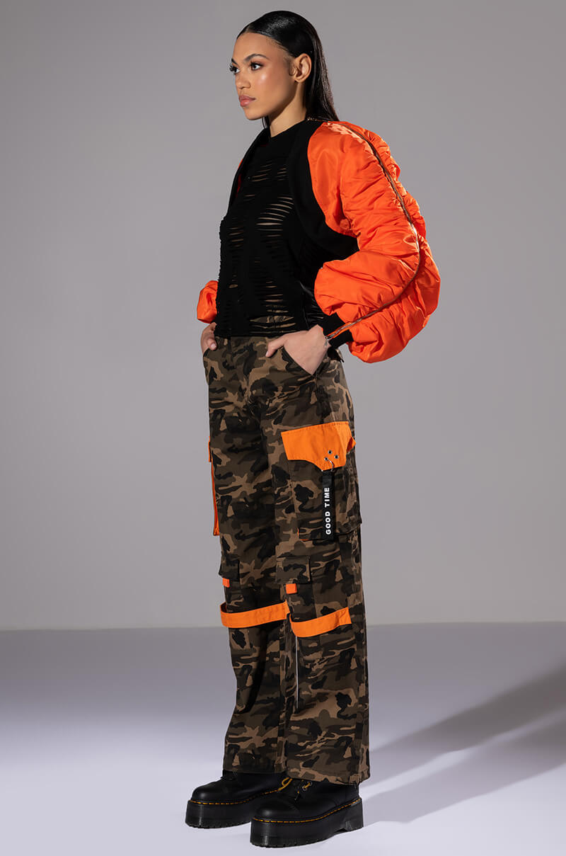 BANK ON ME RELAXED CARGO JEANS
