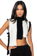 BLIND FOR YOUR LOVE ZIPPER DETAIL SLEEVELESS SWEATER