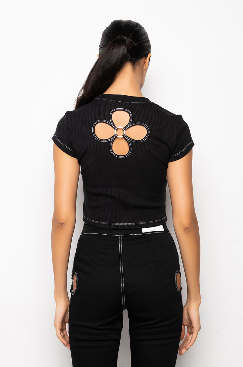 BLOSSOM CUT OUT SHORT SLEEVE TEE SHIRT