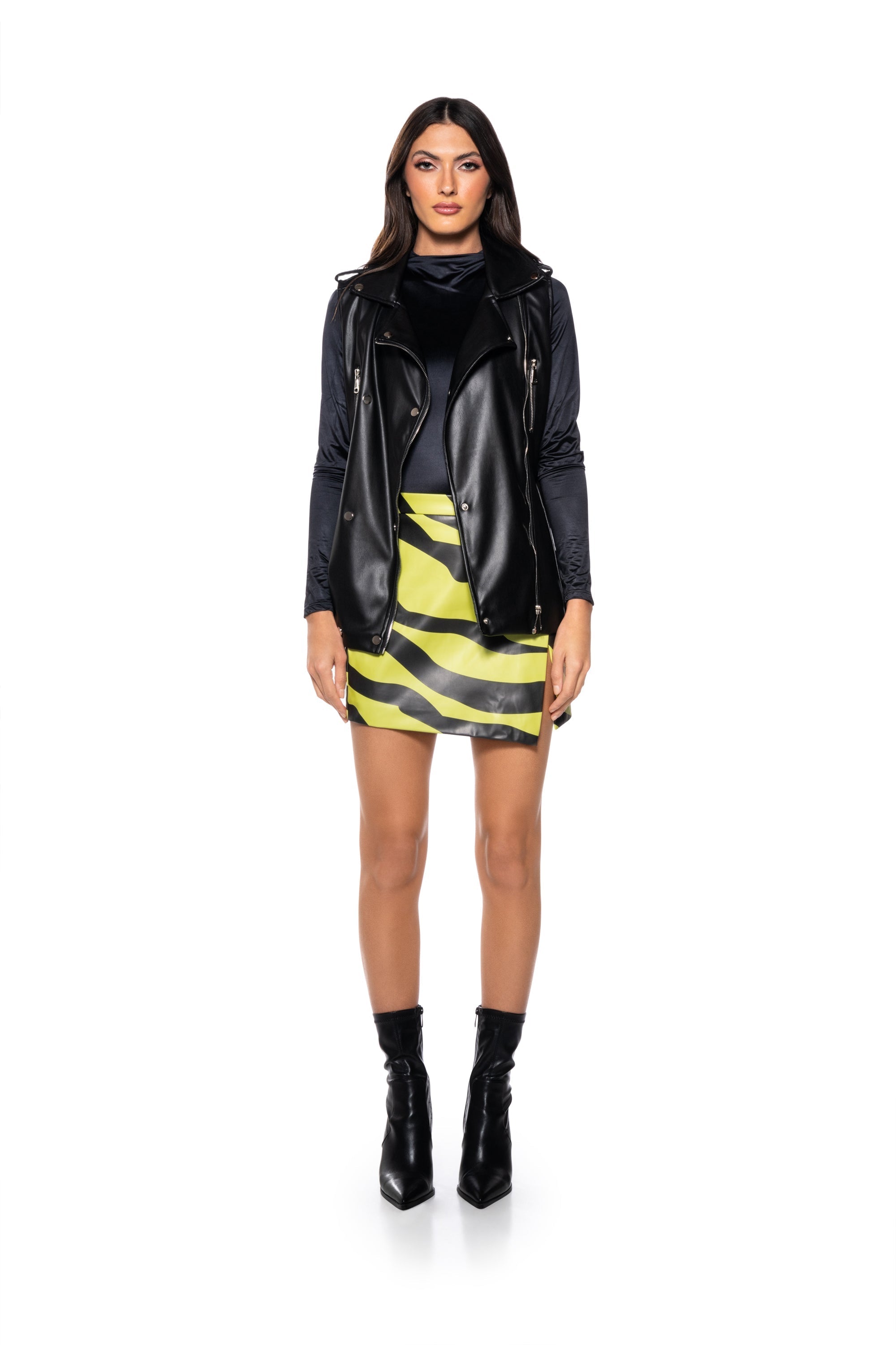 CAN'T BE TAMED FAUX LEATHER MINI SKIRT