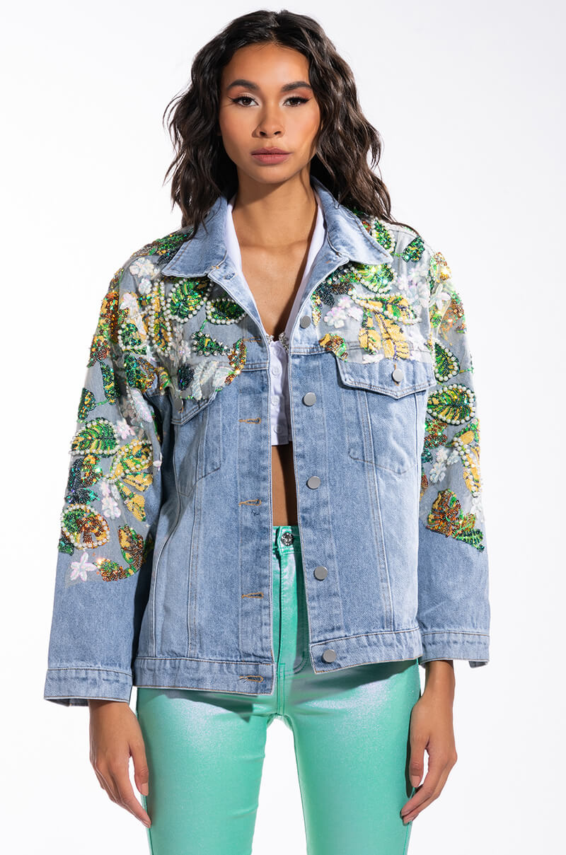 FLOWER EMBELLISHED DENIM JACKET