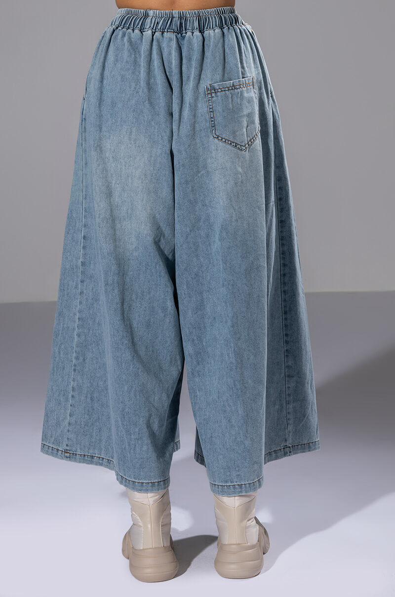 CECE PULL ON SUPER WIDE DENIM PANT