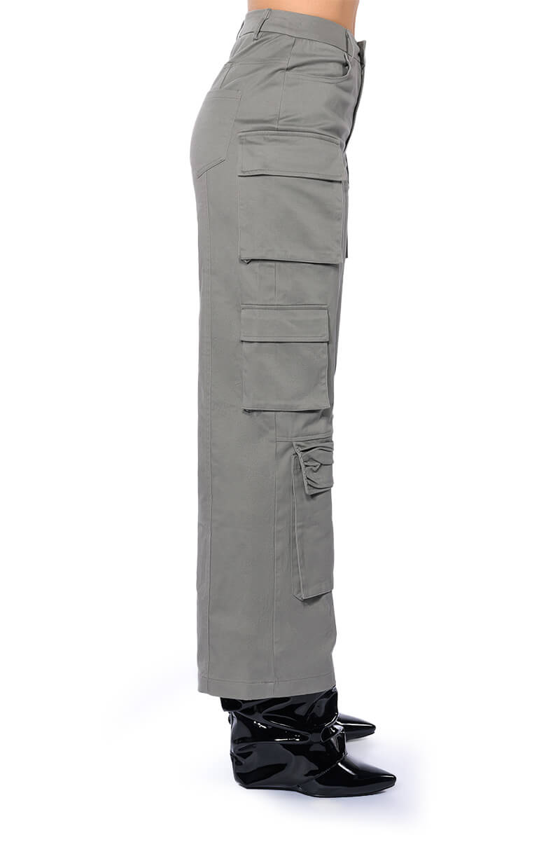 CHAMPION OF EVERYTHING CARGO PANTS