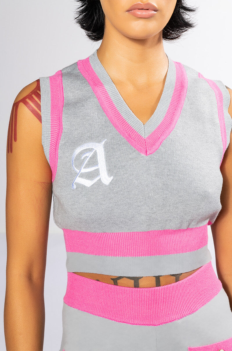 COLLEGIATE SO STUDIOUS CROPPED SLEEVELESS SWEATER