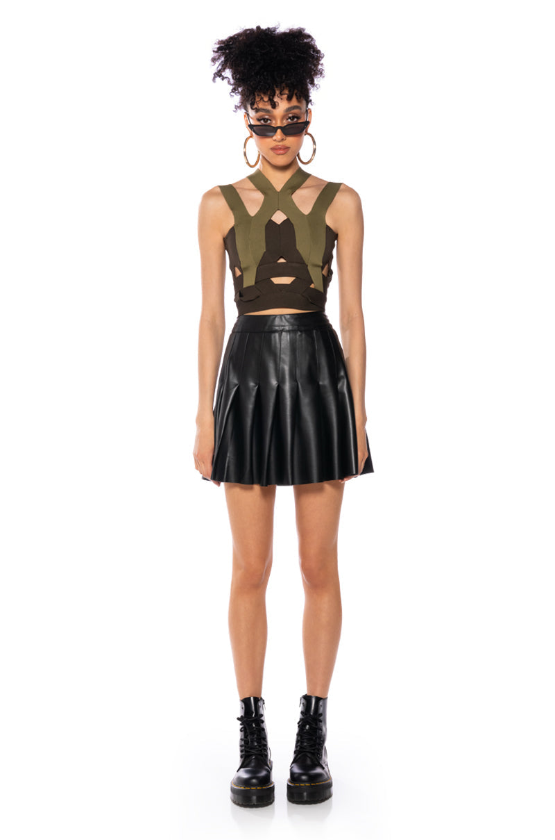 COUNT ON ME PLEATED FAUX LEATHER MINI SKIRT