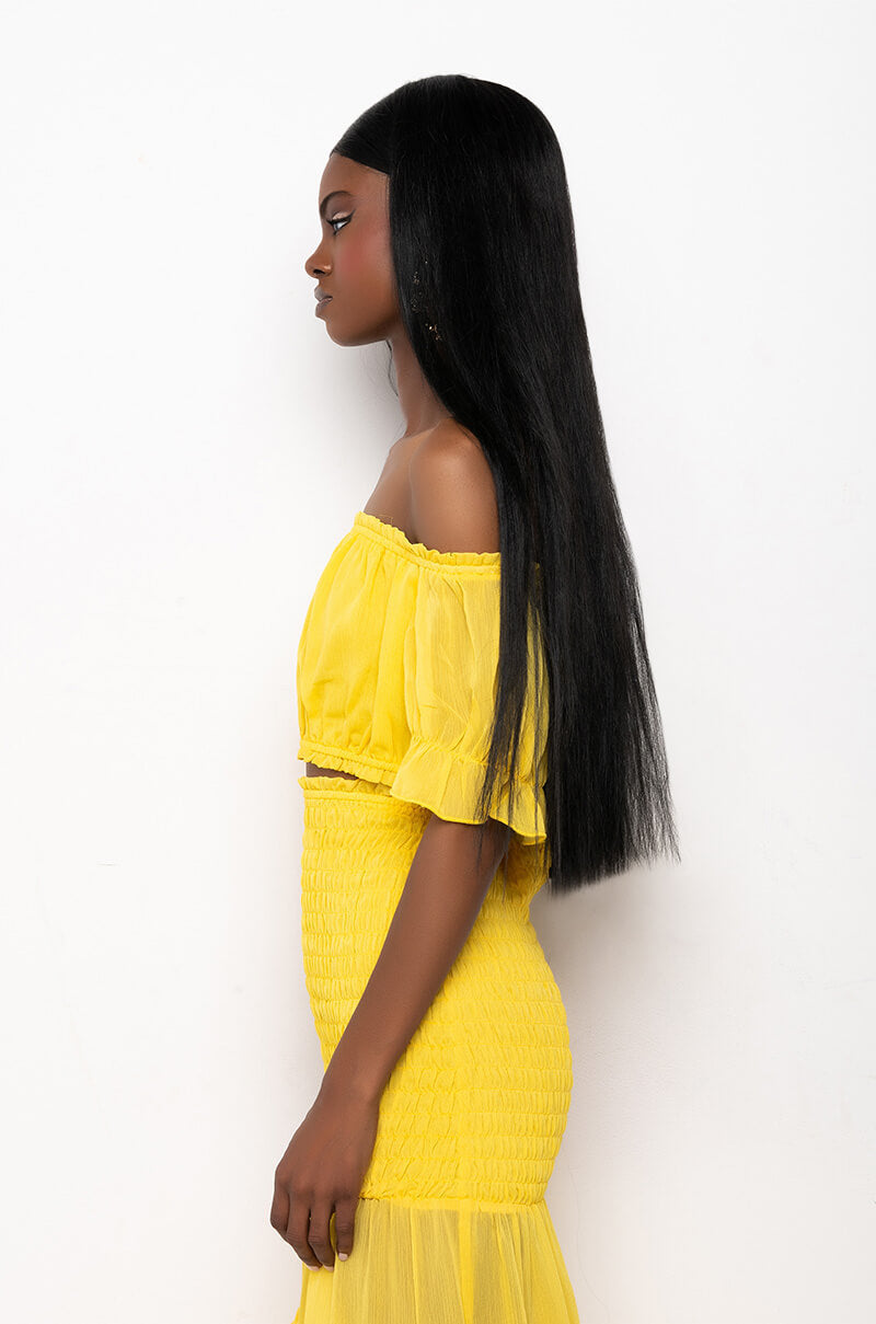DELILAH OFF THE SHOULDER CROP TOP