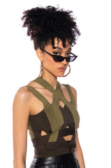 DAKOTA SYMMETRIC CUTOUT TOP
