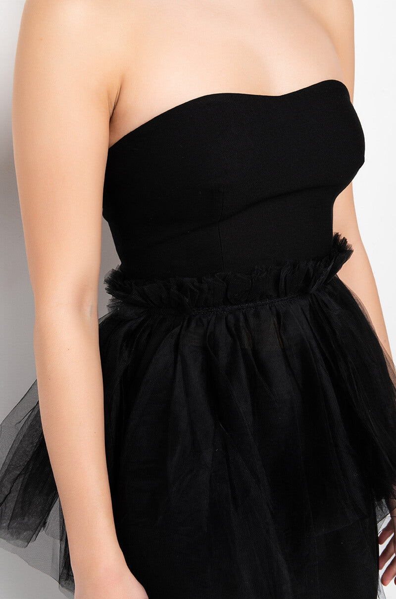 DANCE TO THIS STRAPLESS TULLE PEPLUM BLOUSE