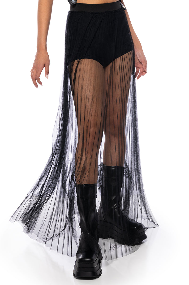 DANCING ALL NIGHT MAXI SKIRT IN BLACK