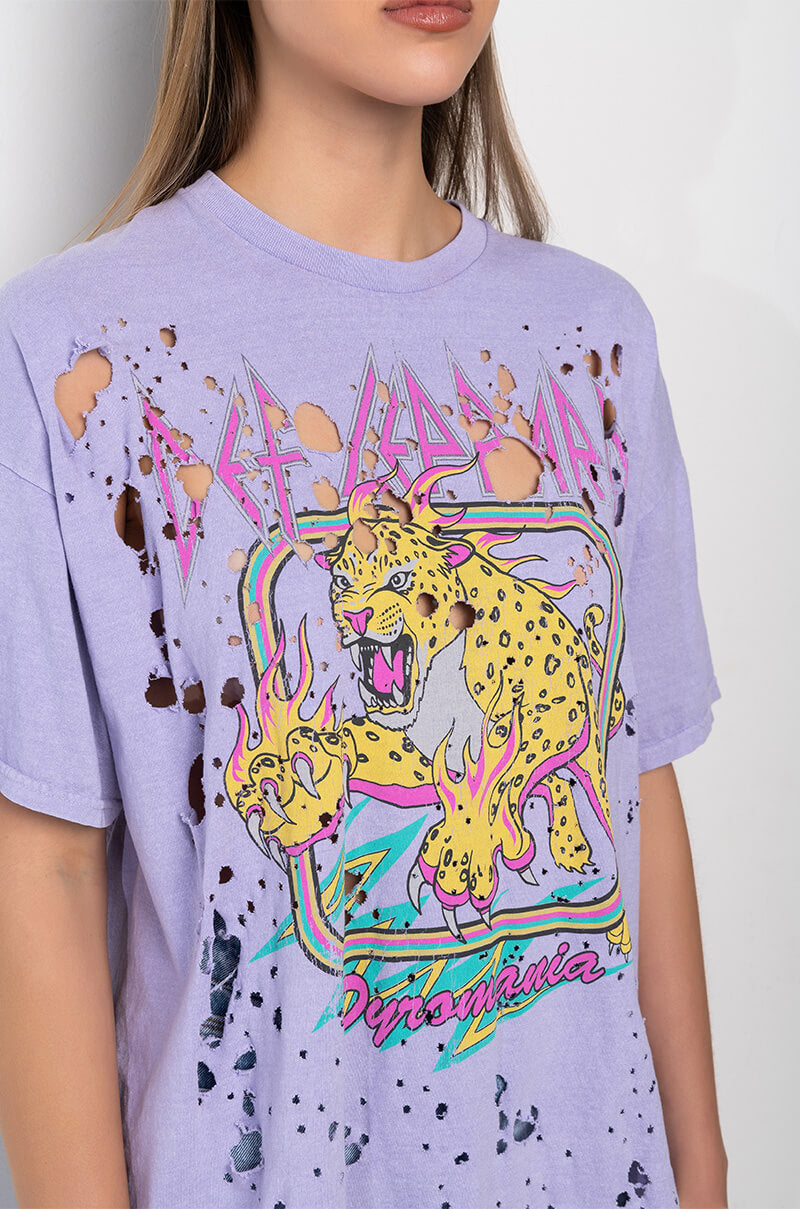 GRAPHIC T SHIRT