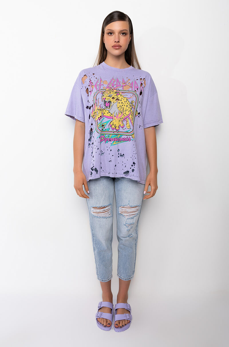 GRAPHIC T SHIRT
