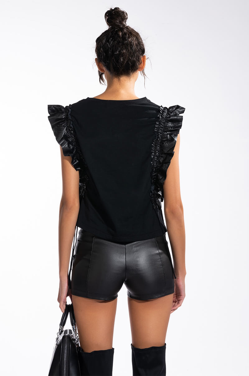DREAM ON RUCHED SLEEVE CREW NECK TSHIRT