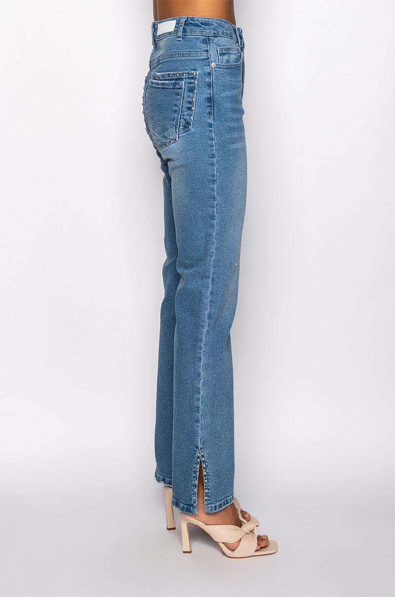 ELEVATED MID RISE STUD SLIT STRAIGHT JEANS