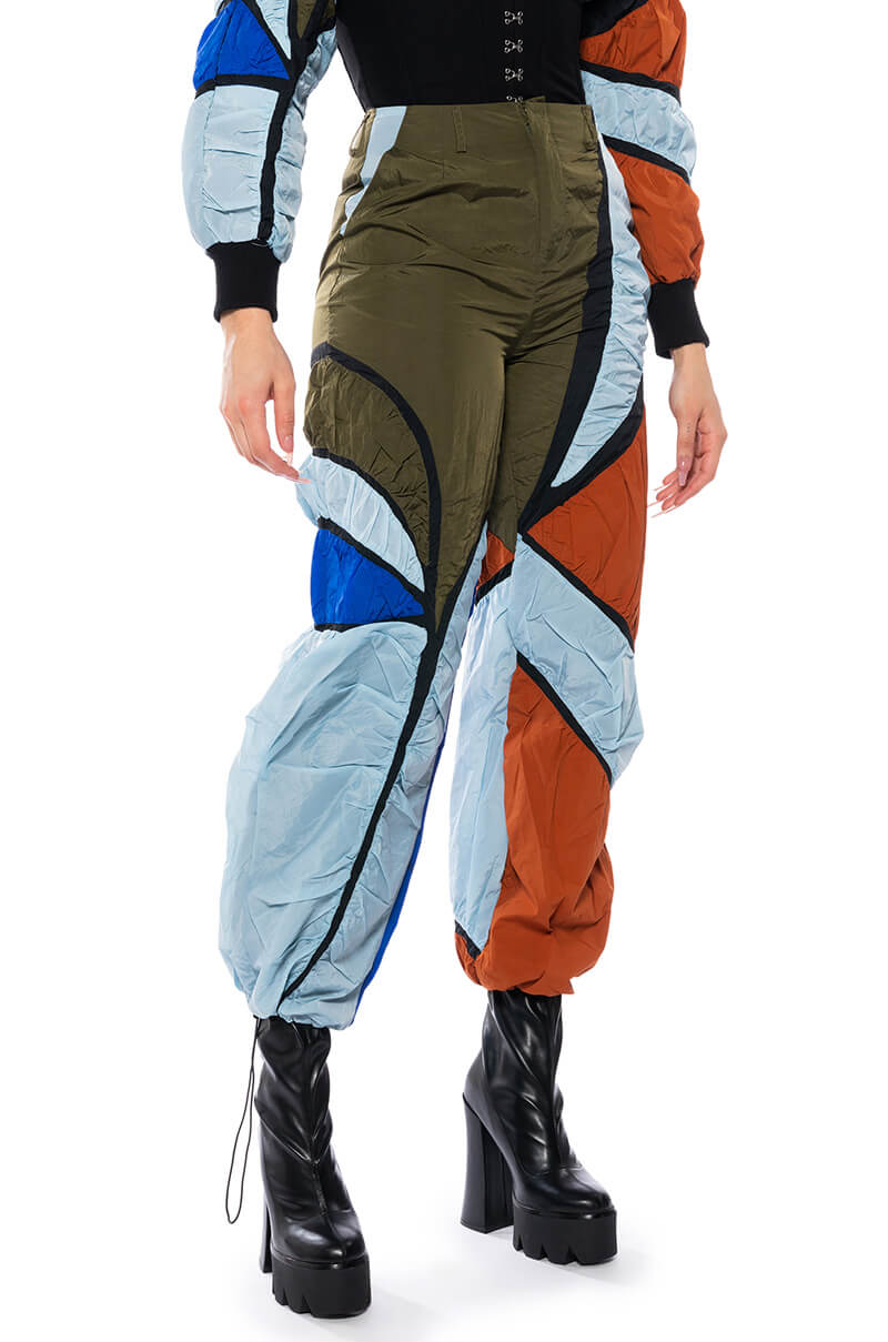ENJOY THE RIDE MULTICOLORED RUCHED PANTS