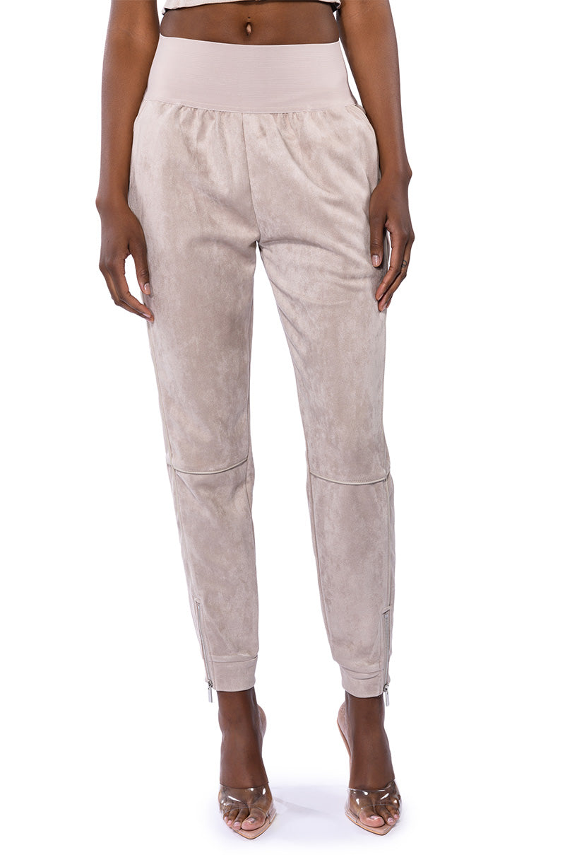 FAUX SUEDE JOGGER