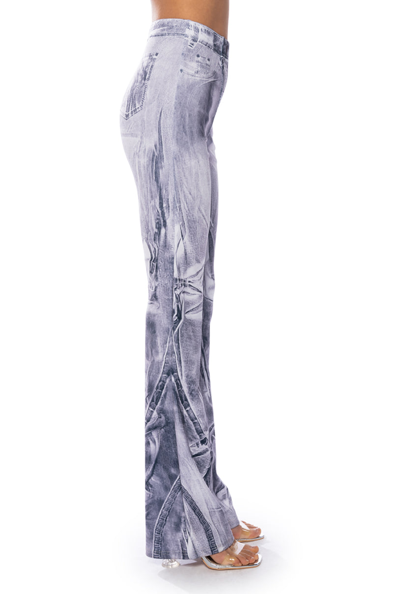 THESE ARE WIDE LEGGINGS