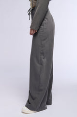 FLAWSOME TROUSER