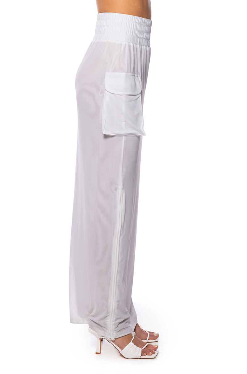 FOLLOW ME ADJUSTABLE DOUBLE MESH CARGO SKIRT IN WHITE