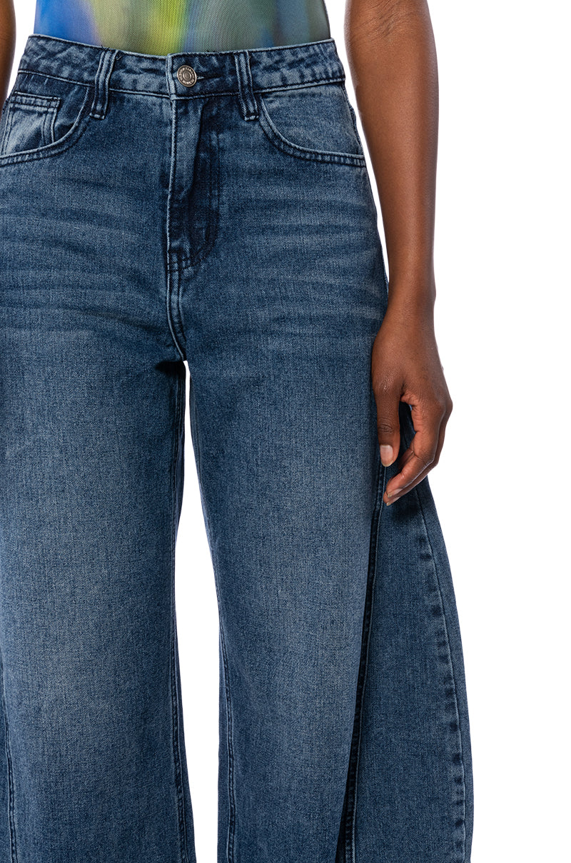 GENIE WIDE LEG JEANS
