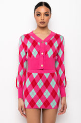 GET A CLUE KNIT CROP CARDIGAN