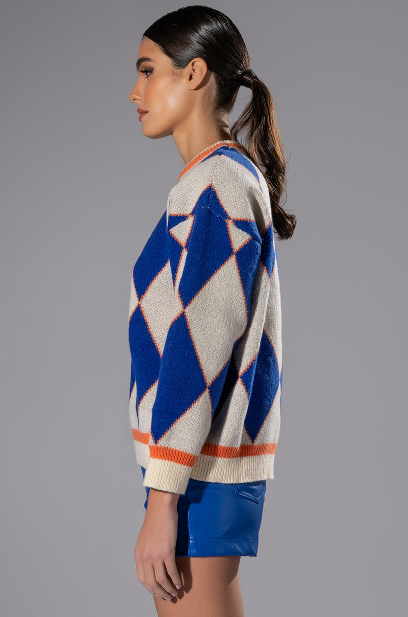 PARTY FAVORS OVERSIZED SWEATER