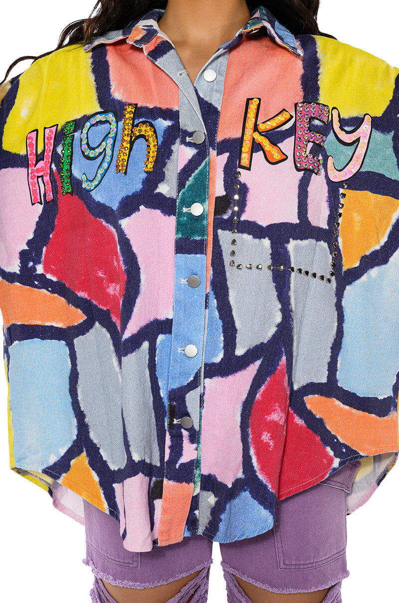 HIGH KEY ABSTRACT BUTTON DOWN BLOUSE
