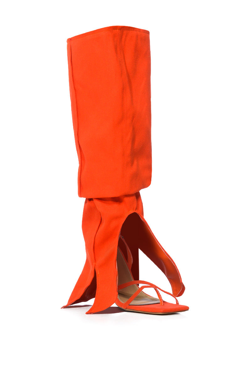 HOE DOWN TWO PIECE SANDAL IN ORANGE