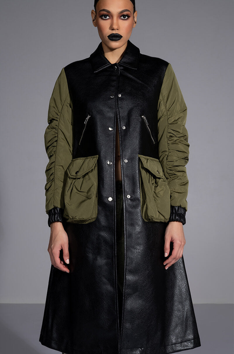 HYBRID MOTO PLEATHER TRENCH