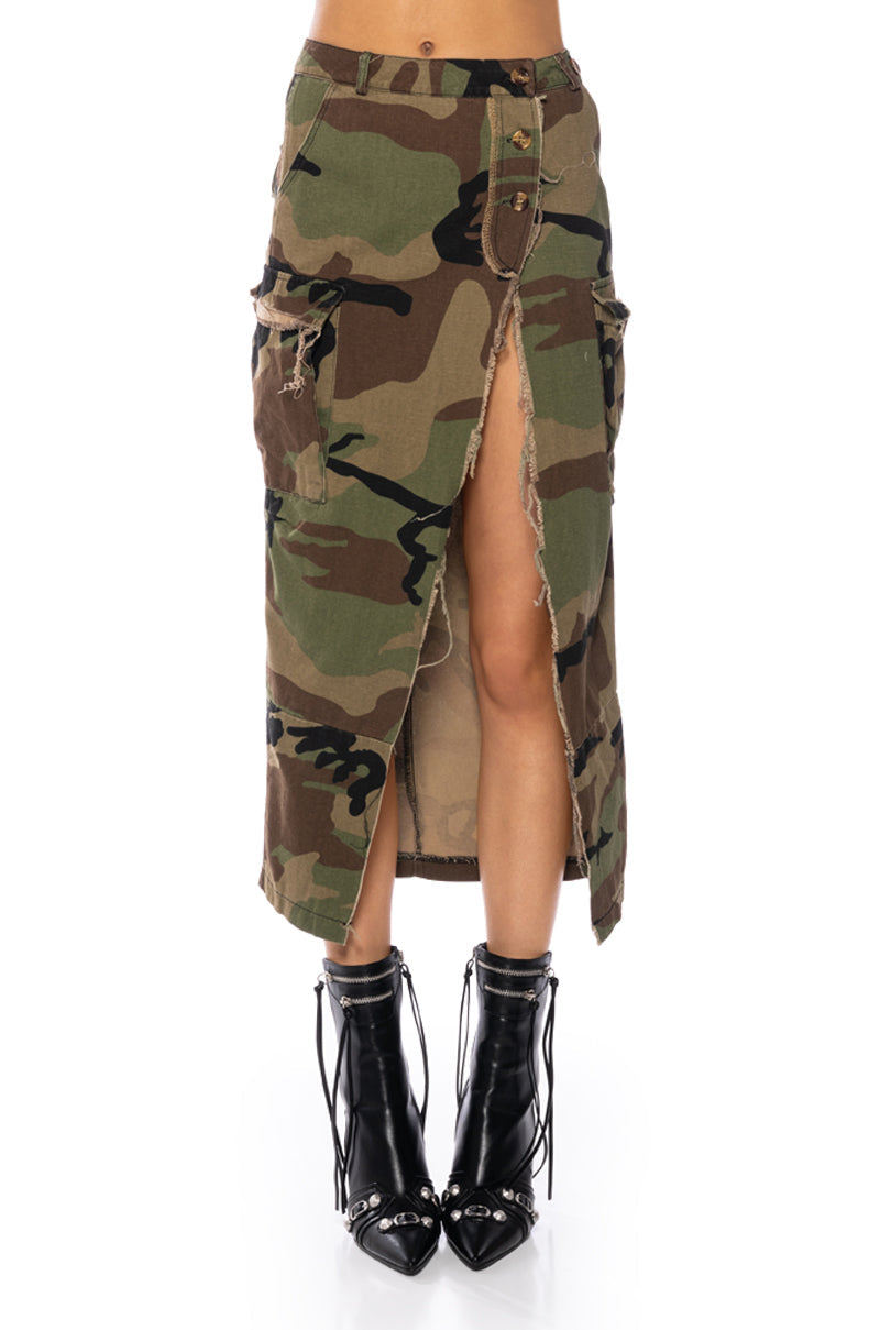 INVINCIBLE CAMO CARGO POCKET PANT