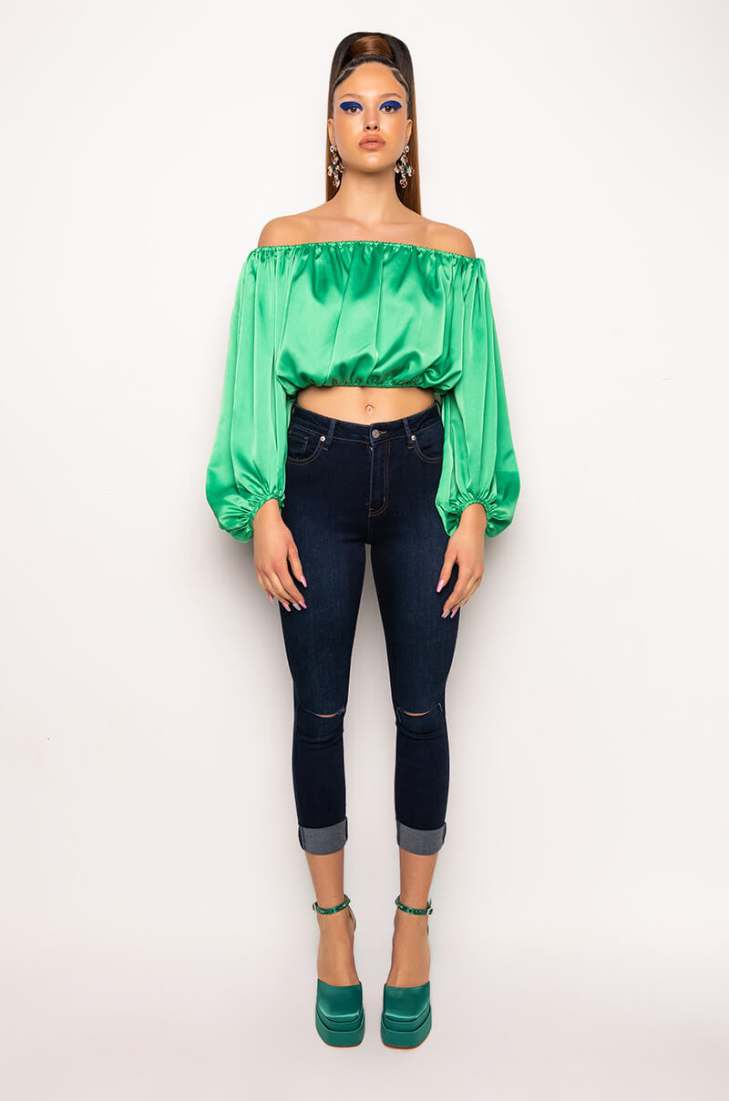 RAYLA OFF THE SHOULDER CROPPED BLOUSE